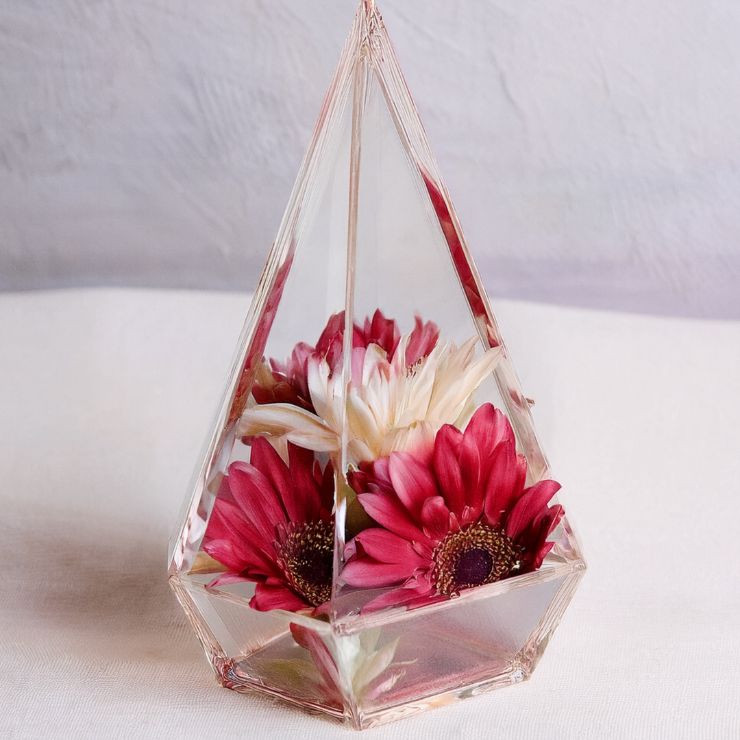 Floral Resin Ring Holder Keepsake
